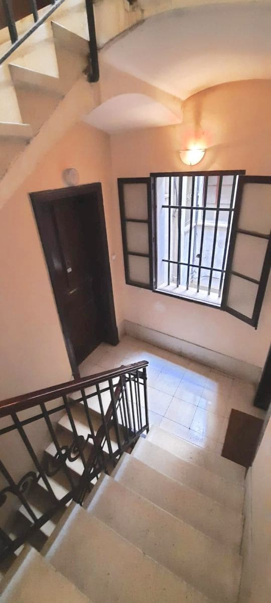6 bedroom Townhouse for sale in Estellenchs with garage - € 465,000 (Ref: 8396391)
