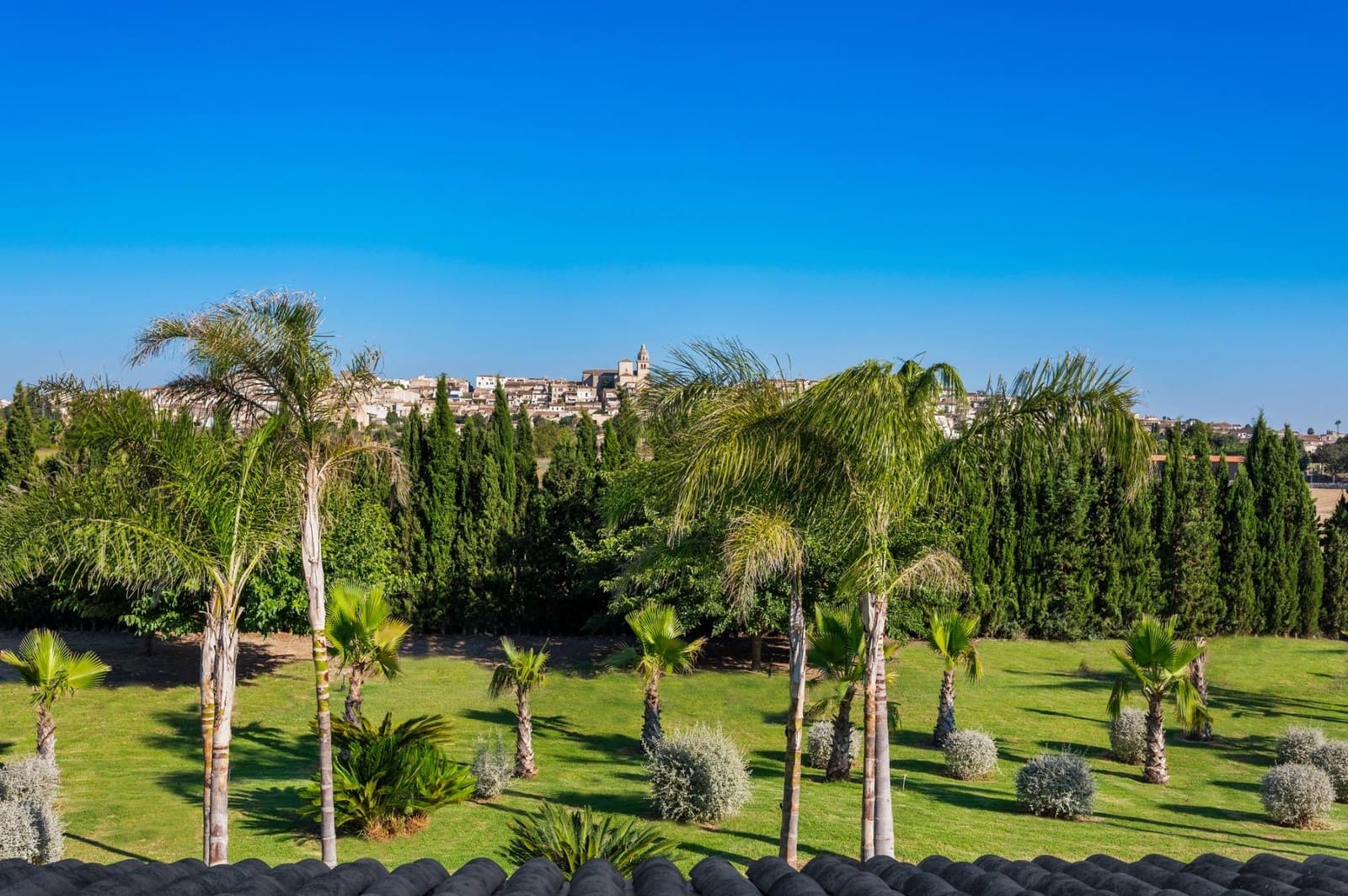 6 soveværelse Villa til salg i Montuiri - € 6.500.000 (Ref: 9040400)