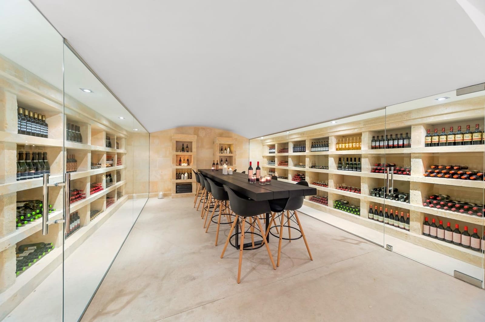 6 soveværelse Villa til salg i Montuiri - € 6.500.000 (Ref: 9040400)