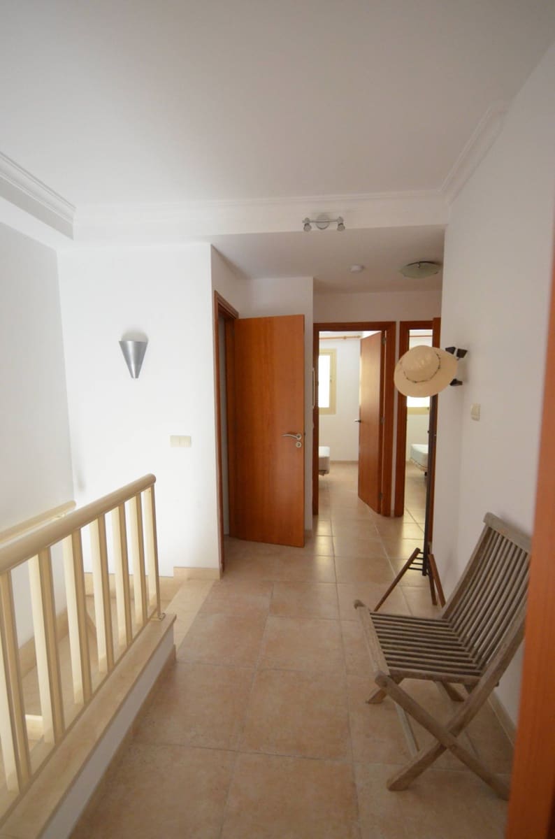 6 soveværelse Semi-Rækkehus til salg i Alcudia - € 750.000 (Ref: 9040404)