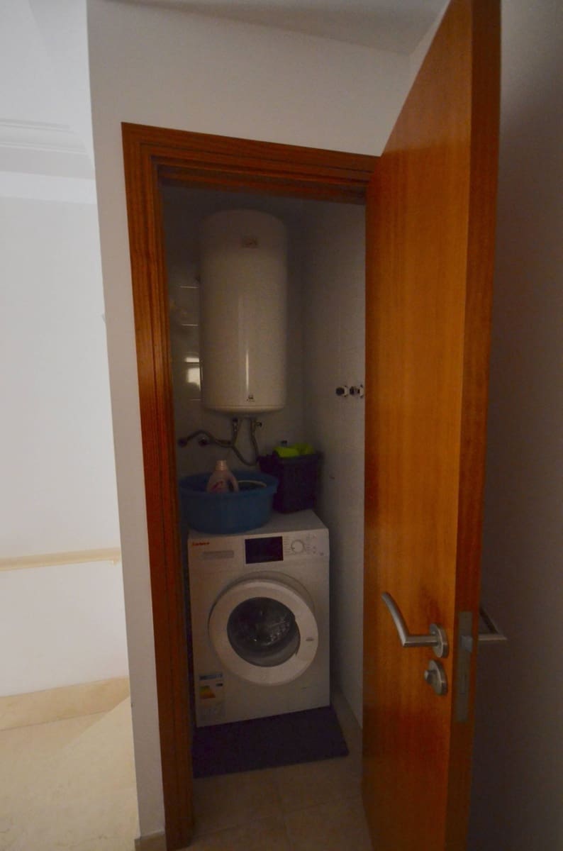 6 soveværelse Semi-Rækkehus til salg i Alcudia - € 750.000 (Ref: 9040404)