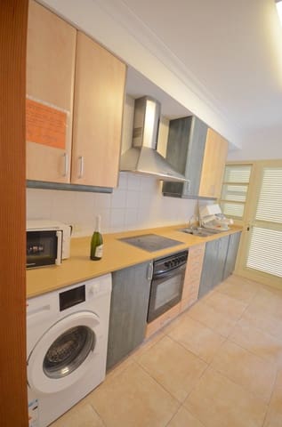 6 soveværelse Semi-Rækkehus til salg i Alcúdia - € 750.000 (Ref: 9040404)