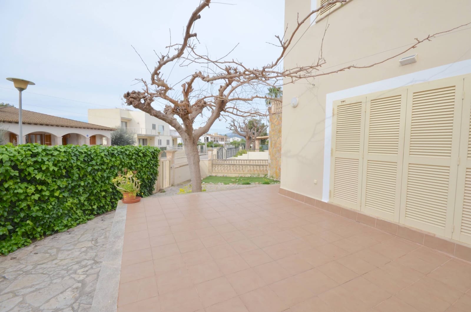 6 soveværelse Semi-Rækkehus til salg i Alcudia - € 750.000 (Ref: 9040404)