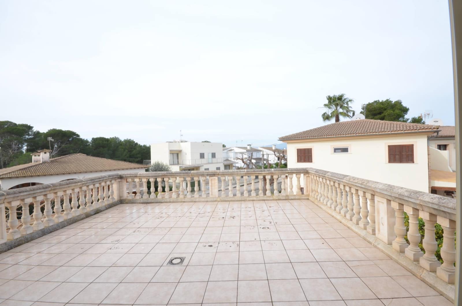 6 soveværelse Semi-Rækkehus til salg i Alcudia - € 750.000 (Ref: 9040404)