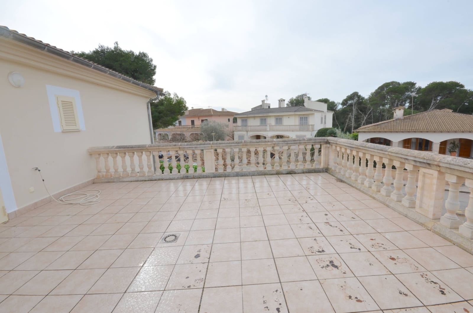 6 soveværelse Semi-Rækkehus til salg i Alcudia - € 750.000 (Ref: 9040404)