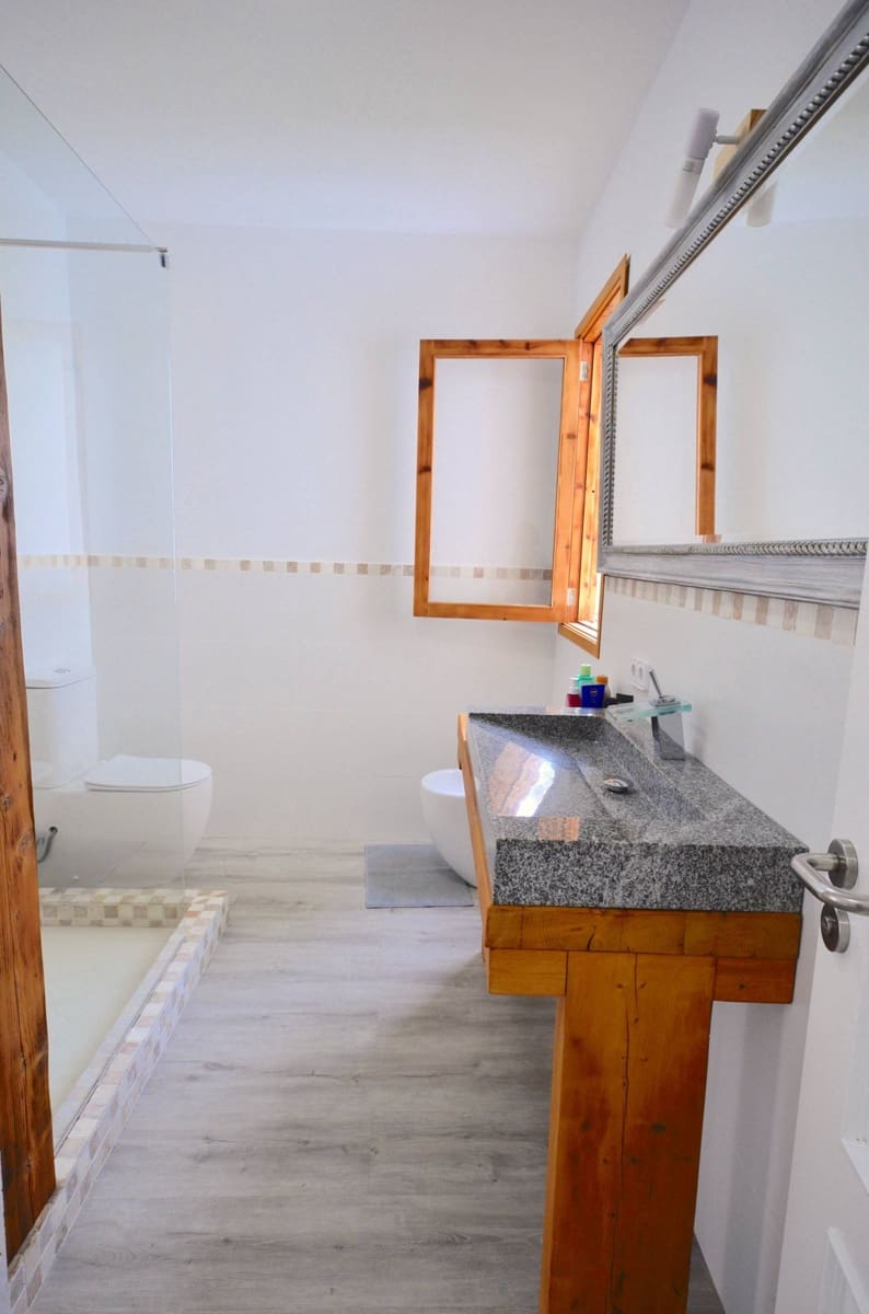 4 soveværelse Semi-Rækkehus til salg i Palma de Mallorca - € 620.000 (Ref: 9040417)