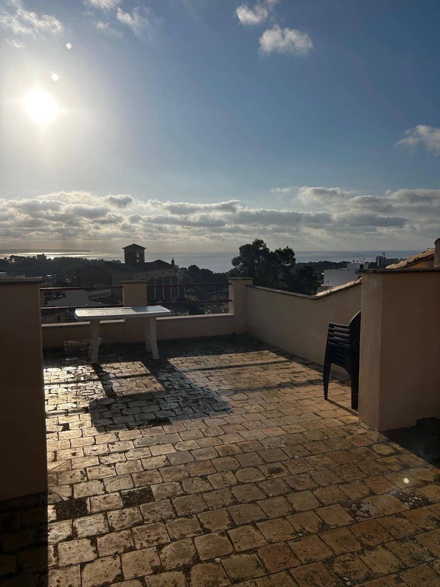 Ático de 6 habitaciones en Palma de Mallorca en alquiler con garaje - 2.600 € (Ref: 9100989)