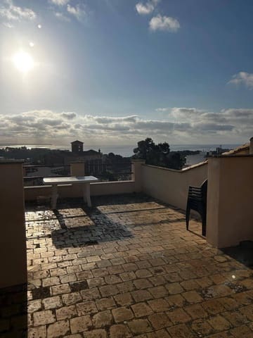 6 slaapkamer Penthouse te huur in Genova, Palma de Mallorca met garage - € 2.600 (Ref: 9100989)