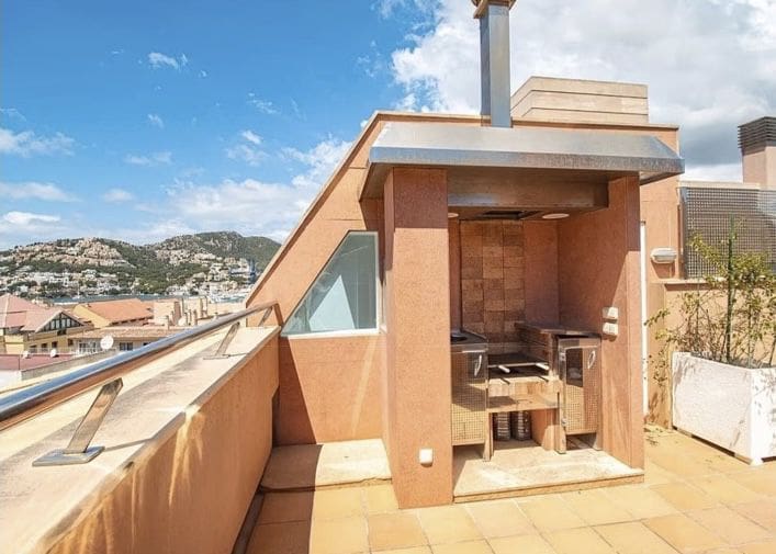 3 bedroom Penthouse for sale in Puerto de Andratx - € 909,000 (Ref: 9147515)