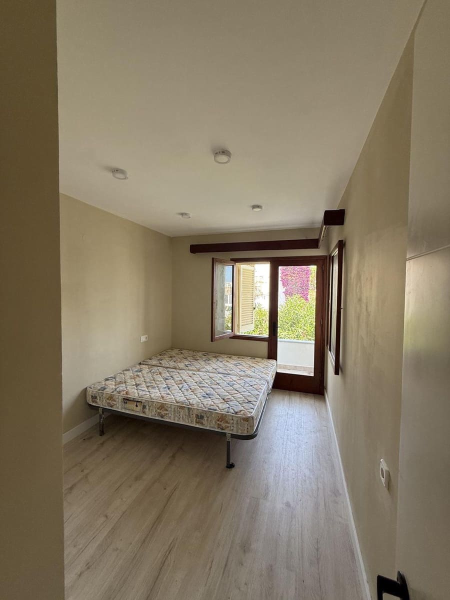 3 slaapkamer Appartement te koop in Portocolom - € 480.000 (Ref: 9164056)