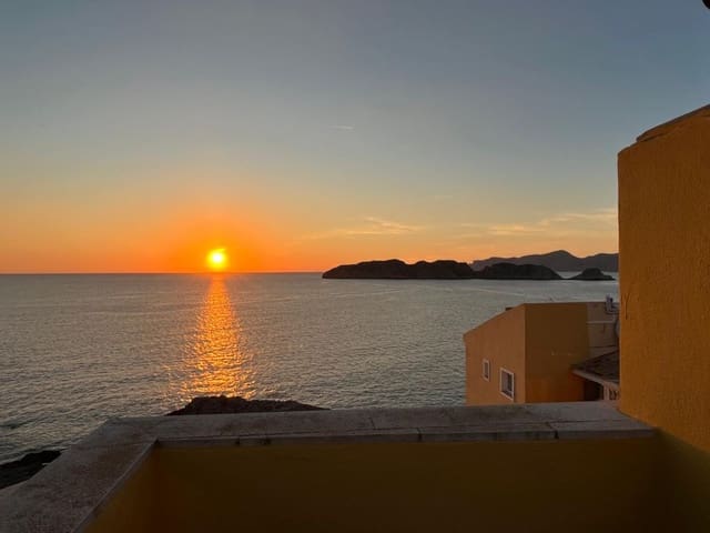 2 slaapkamer Penthouse te koop in Santa Ponsa, Calvià met garage - € 1.950.000 (Ref: 9292237)