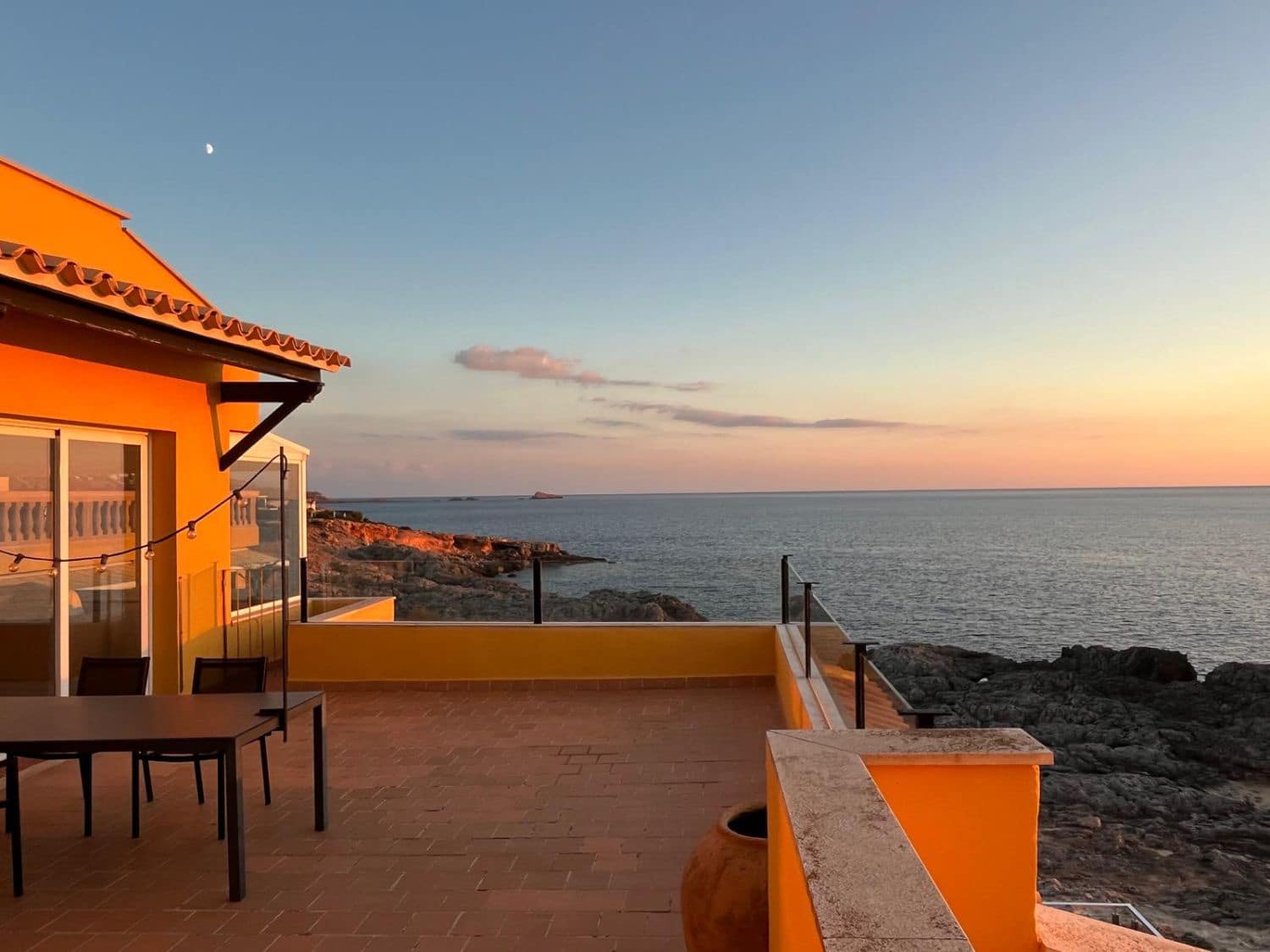 2 bedroom Penthouse for sale in Santa Ponsa with garage - € 1,950,000 (Ref: 9292237)