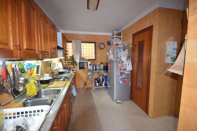 3 makuuhuone Huoneisto myytävänä paikassa Santa Ponsa, Calvià mukana 
autotalli - 795 000 € (Ref: 9359841)