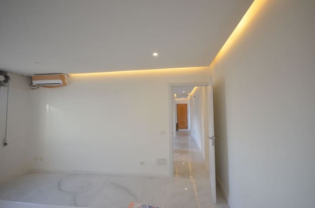 2 slaapkamer Flat te koop in Son Ferriol, Palma de Mallorca - € 335.000 (Ref: 9386171)