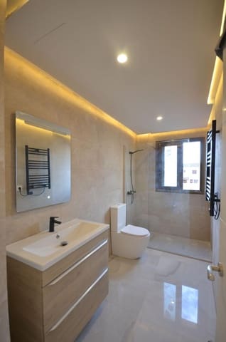 2 slaapkamer Flat te koop in Son Ferriol, Palma de Mallorca - € 335.000 (Ref: 9386171)