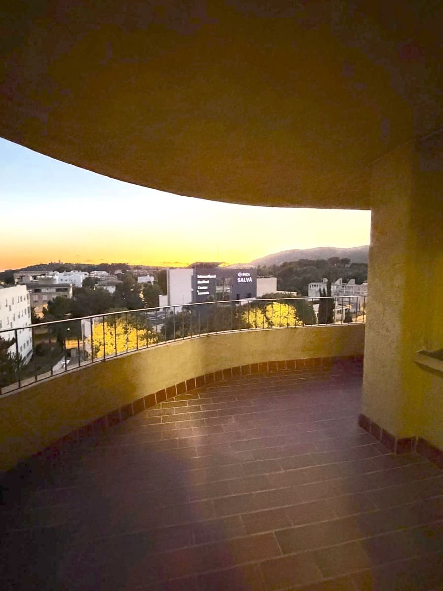 4 makuuhuone Asunto vuokrattavana paikassa Palma de Mallorca mukana 
autotalli - 2 500 € (Ref: 9410671)