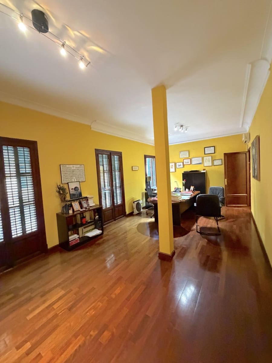 4 bedroom Flat for sale in Palma de Mallorca - € 1,100,000 (Ref: 9430711)