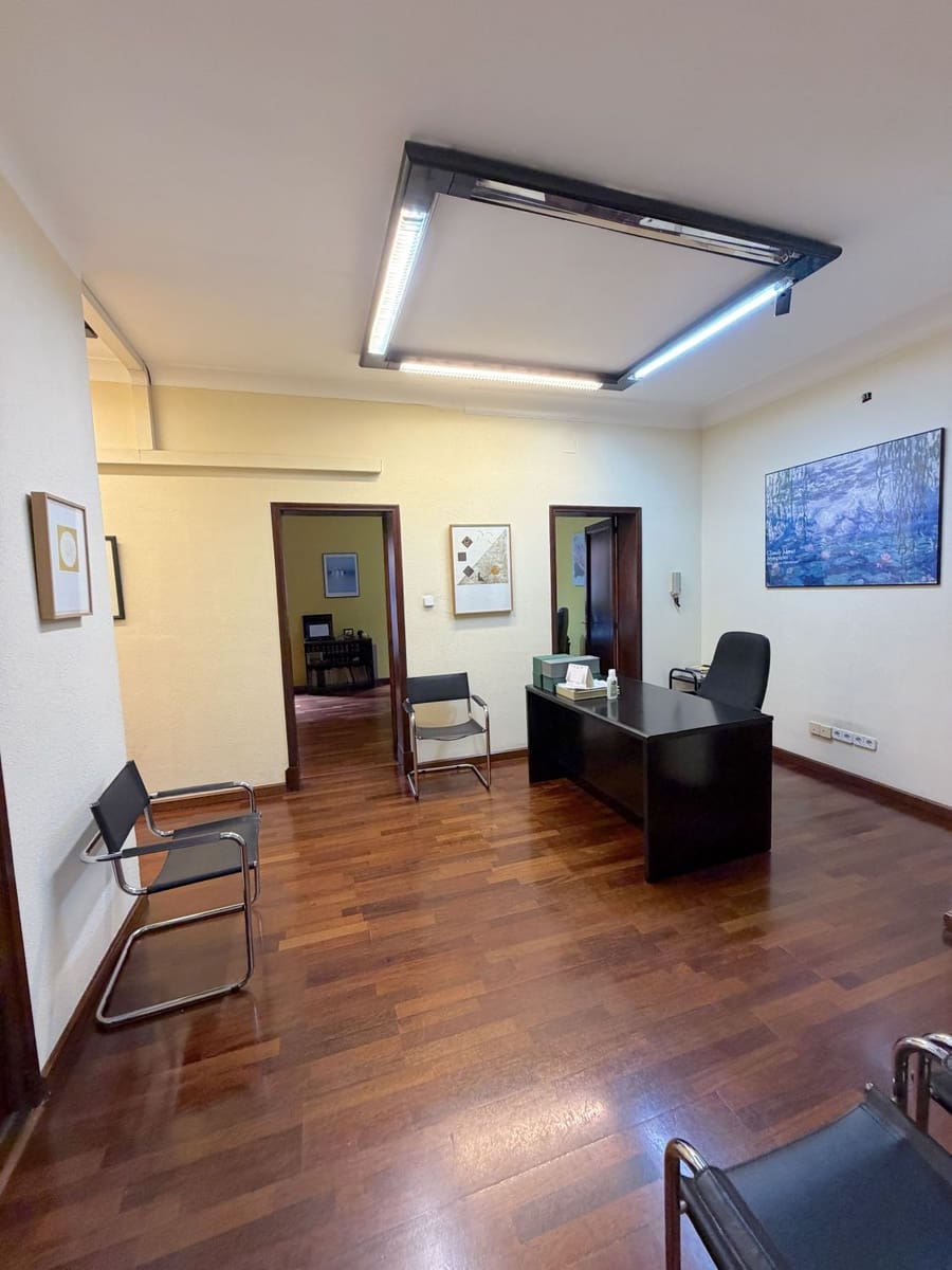 4 bedroom Flat for sale in Palma de Mallorca - € 1,100,000 (Ref: 9430711)