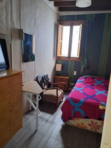 Casa de 4 habitaciones en Palma de Mallorca en venta - 365.000 € (Ref: 9445892)