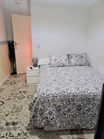 Casa de 4 habitaciones en Palma de Mallorca en venta - 365.000 € (Ref: 9445892)