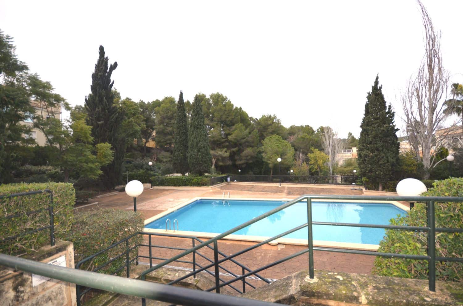 4 bedroom Flat for sale in Palma de Mallorca with garage - € 895,000 (Ref: 9533325)