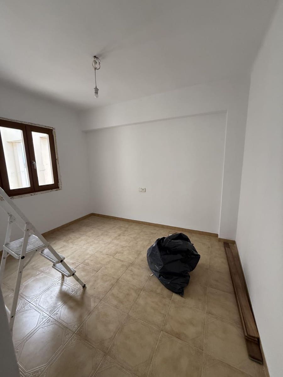 3 camera da letto Appartamento in vendita in Palma de Mallorca - 270.000 € (Rif: 9772767)