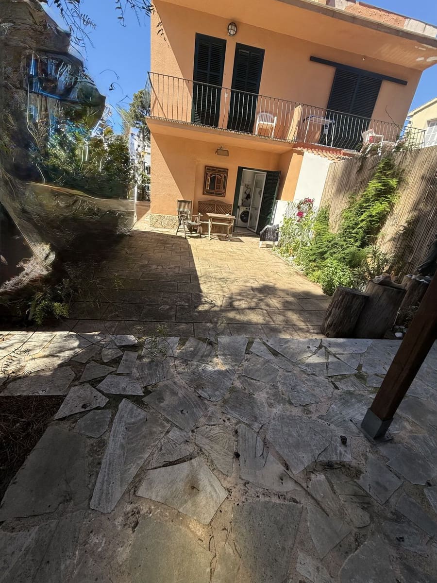 2 sovrum Semi-fristående Villa till salu i Palma de Mallorca med garage - 630 000 € (Ref: 9794255)