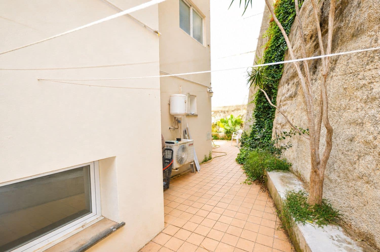 2 bedroom Flat for sale in Palma de Mallorca - € 359,000 (Ref: 9845081)