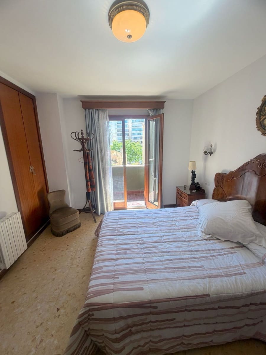 4 sovrum Lägenhet till salu i Palma de Mallorca med garage - 950 000 € (Ref: 9851677)