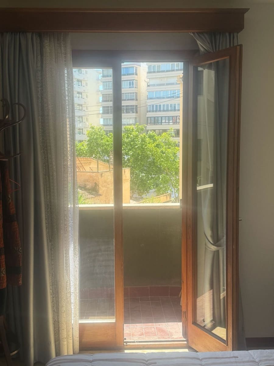 4 sovrum Lägenhet till salu i Palma de Mallorca med garage - 950 000 € (Ref: 9851677)