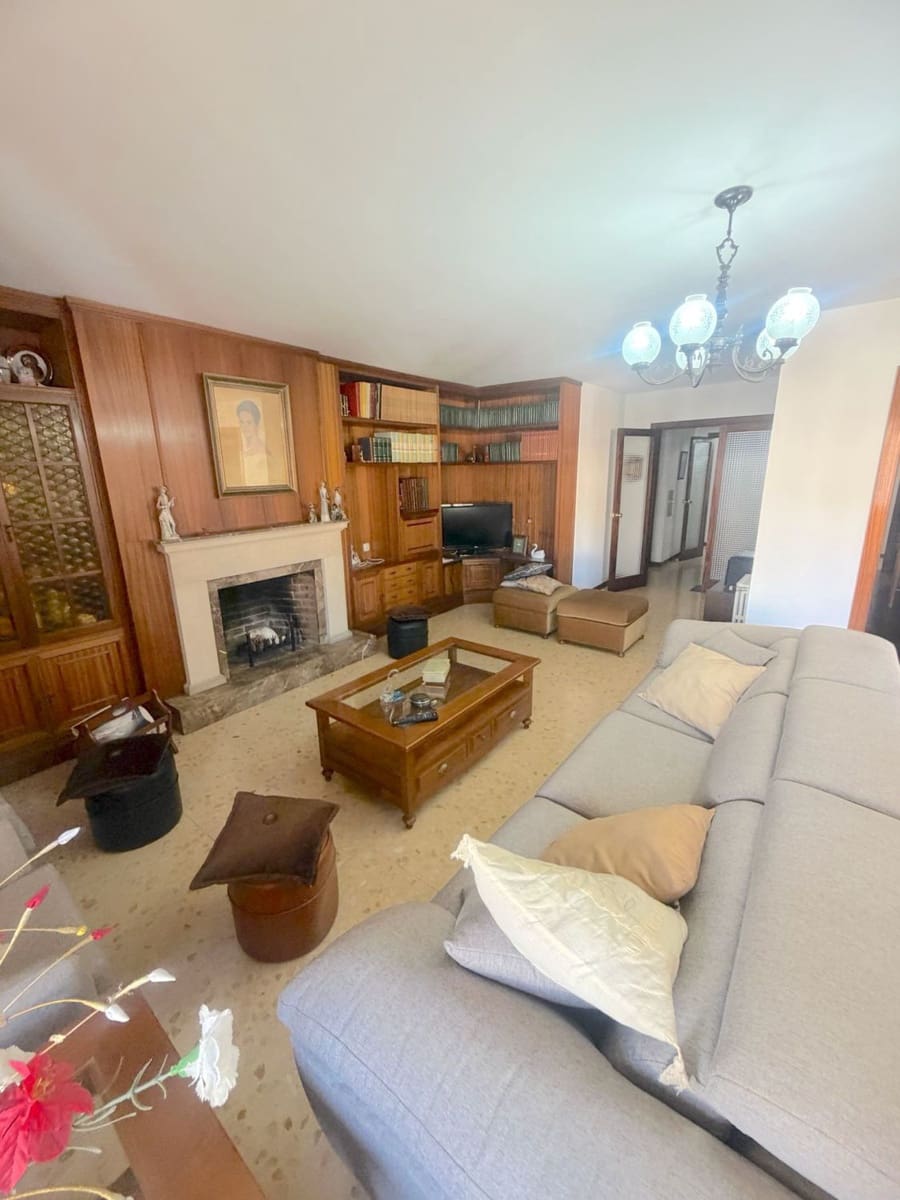 4 sovrum Lägenhet till salu i Palma de Mallorca med garage - 950 000 € (Ref: 9851677)