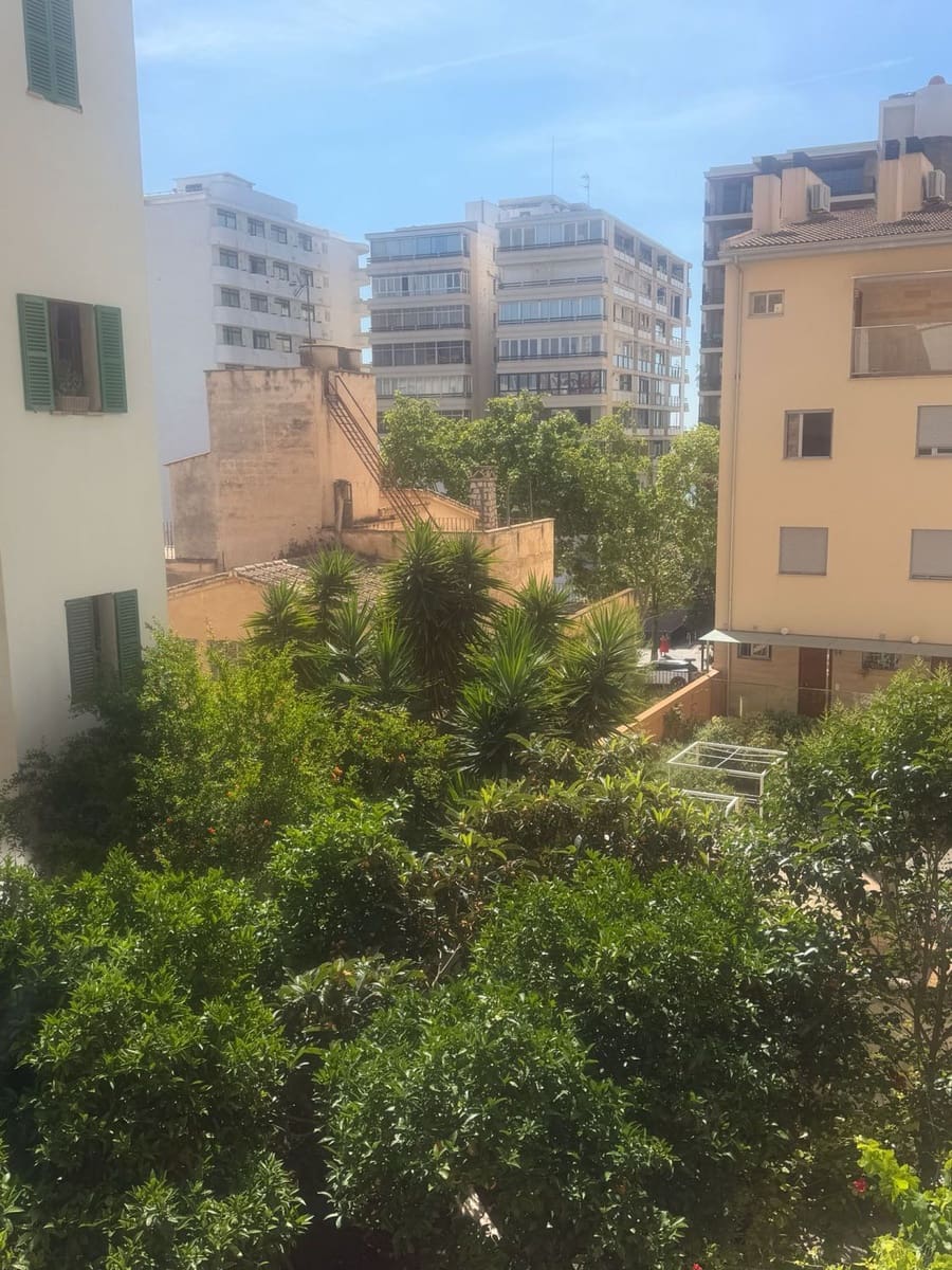 4 sovrum Lägenhet till salu i Palma de Mallorca med garage - 950 000 € (Ref: 9851677)