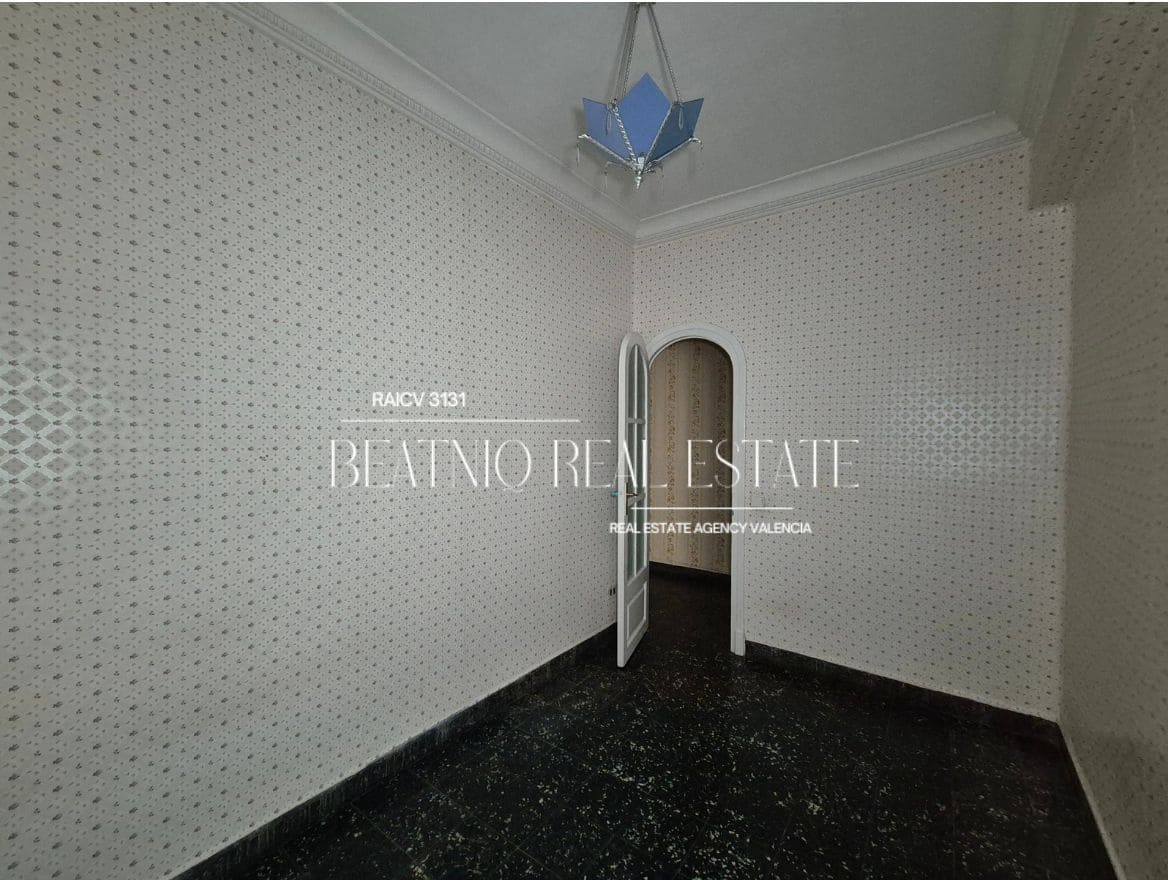 6 sovrum Lägenhet till salu i Valencia stad - 685 000 € (Ref: 9437628)