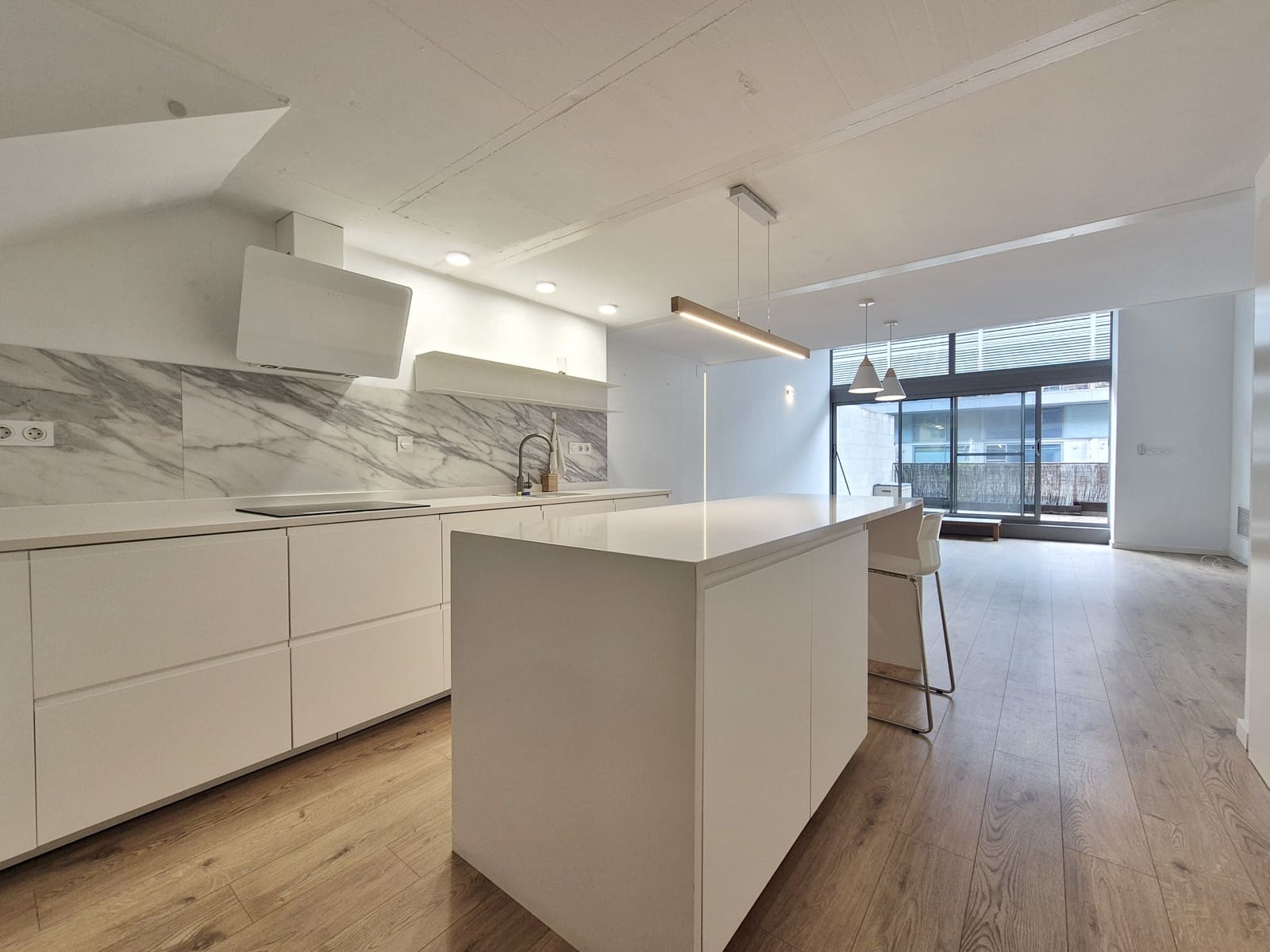 1 chambre Loft à vendre à Valence ville avec piscine garage - 295 000 € (Ref: 9465864)