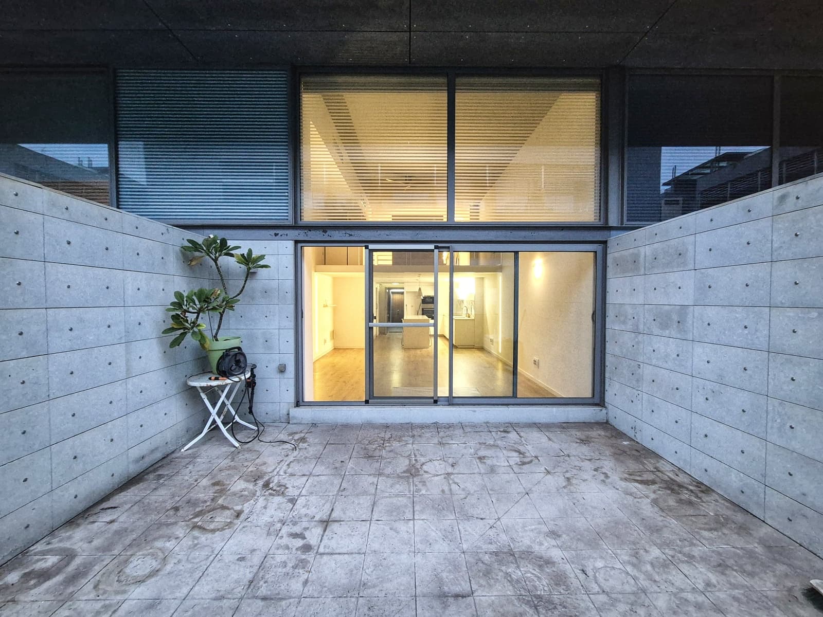 1 chambre Loft à vendre à Valence ville avec piscine garage - 295 000 € (Ref: 9465864)