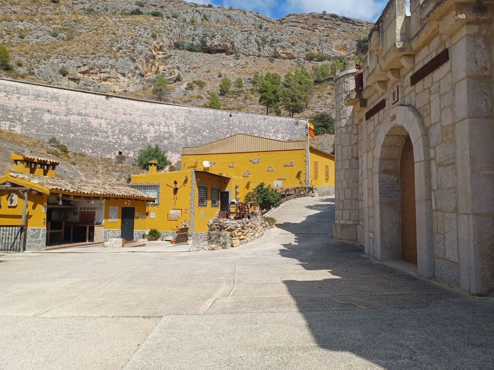 3 soveværelse Villa til salg i Ontinyent med garage - € 375.000 (Ref: 9274736)