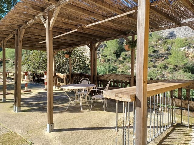 3 soveværelse Villa til salg i Ontinyent med garage - € 375.000 (Ref: 9274736)