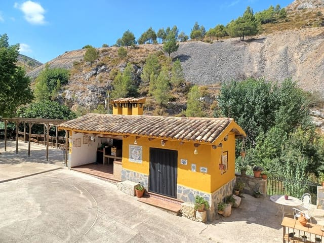 3 soveværelse Villa til salg i Ontinyent med garage - € 375.000 (Ref: 9274736)
