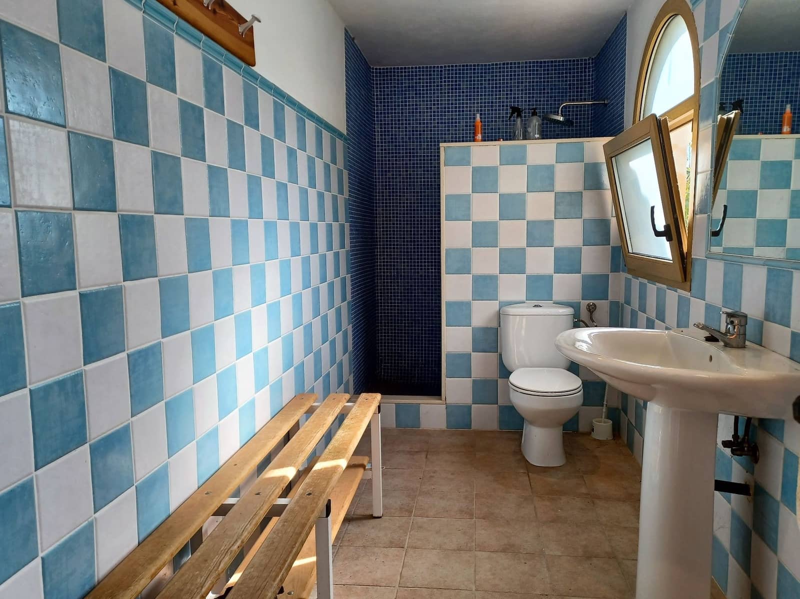 4 soverom Villa til salgs i Ontinyent med svømmebasseng garasje - € 450 000 (Ref: 9274737)