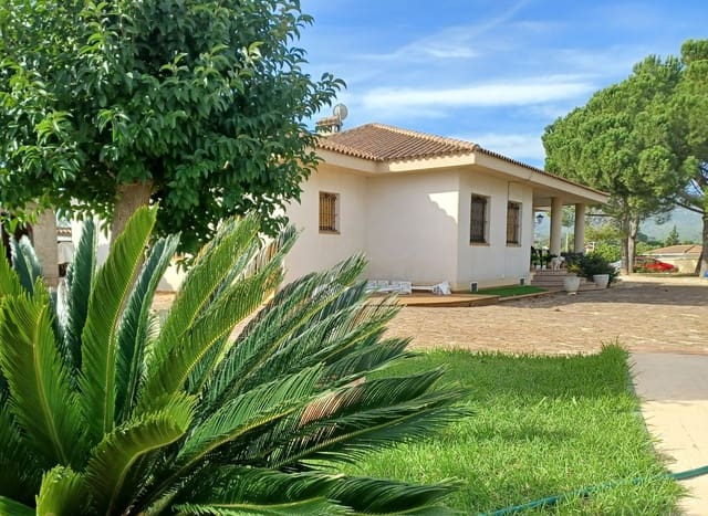 4 bedroom Villa for sale in Ontinyent with pool garage - € 450,000 (Ref: 9274737)