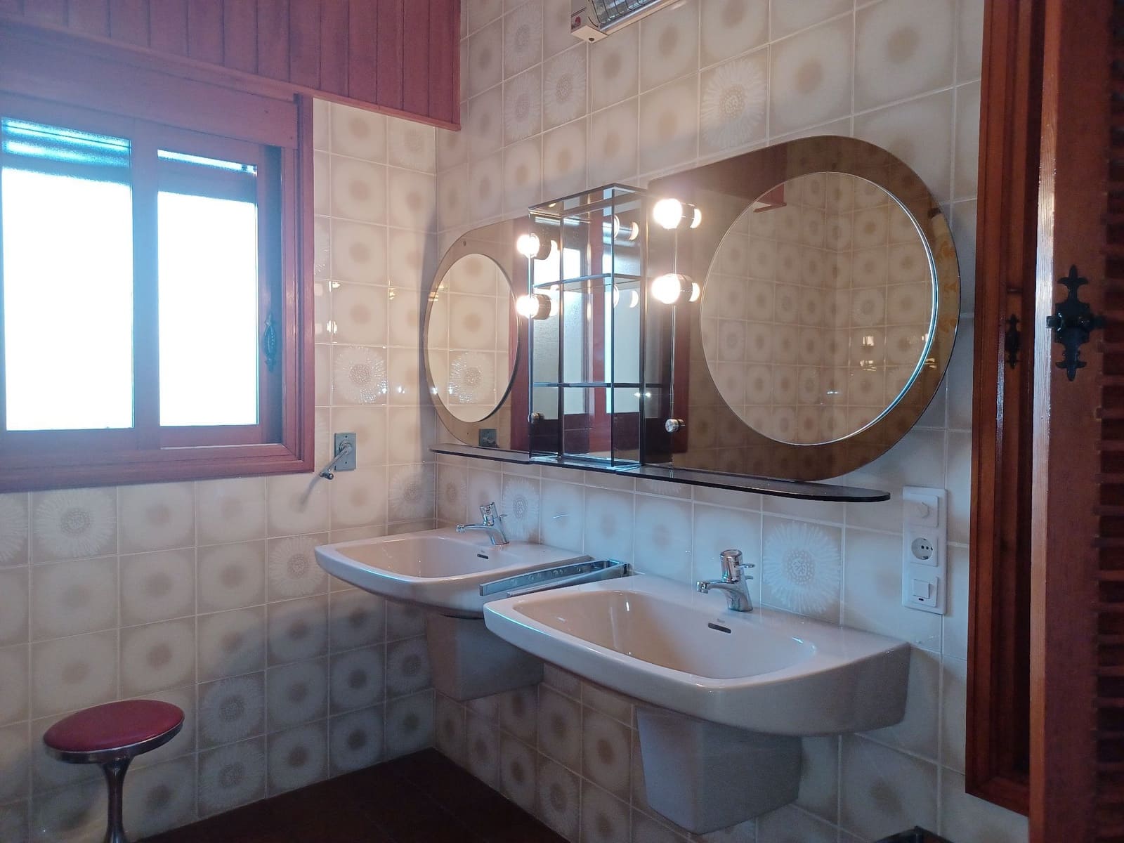 6 soveværelse Villa til salg i Albaida med swimmingpool garage - € 540.000 (Ref: 9274738)