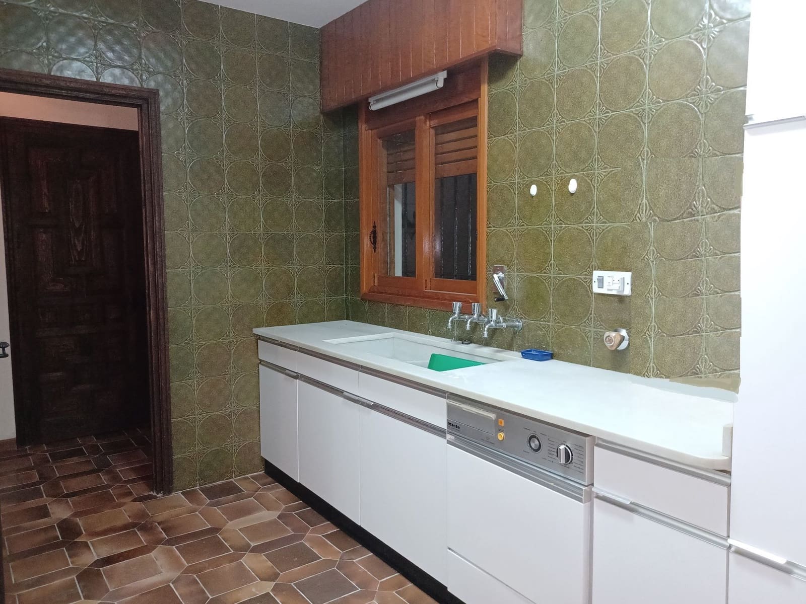 6 soveværelse Villa til salg i Albaida med swimmingpool garage - € 540.000 (Ref: 9274738)