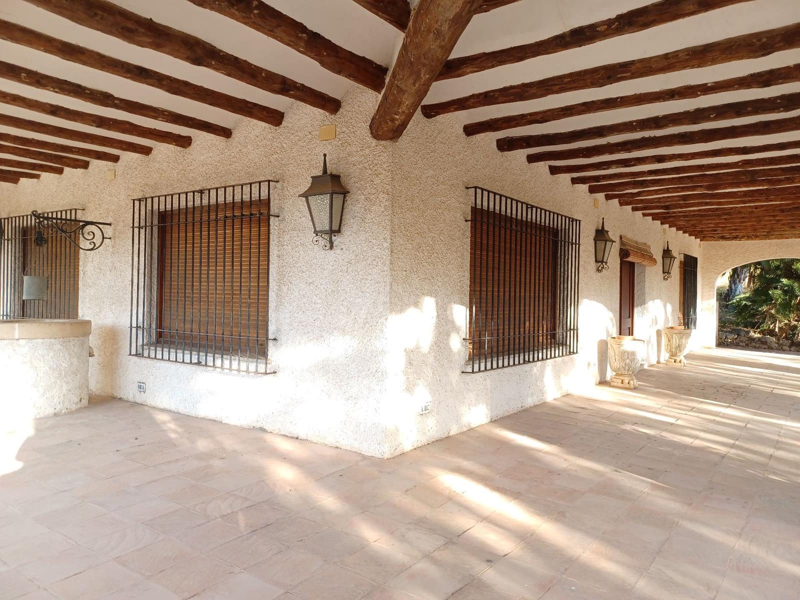 6 soveværelse Villa til salg i Albaida med swimmingpool garage - € 540.000 (Ref: 9274738)