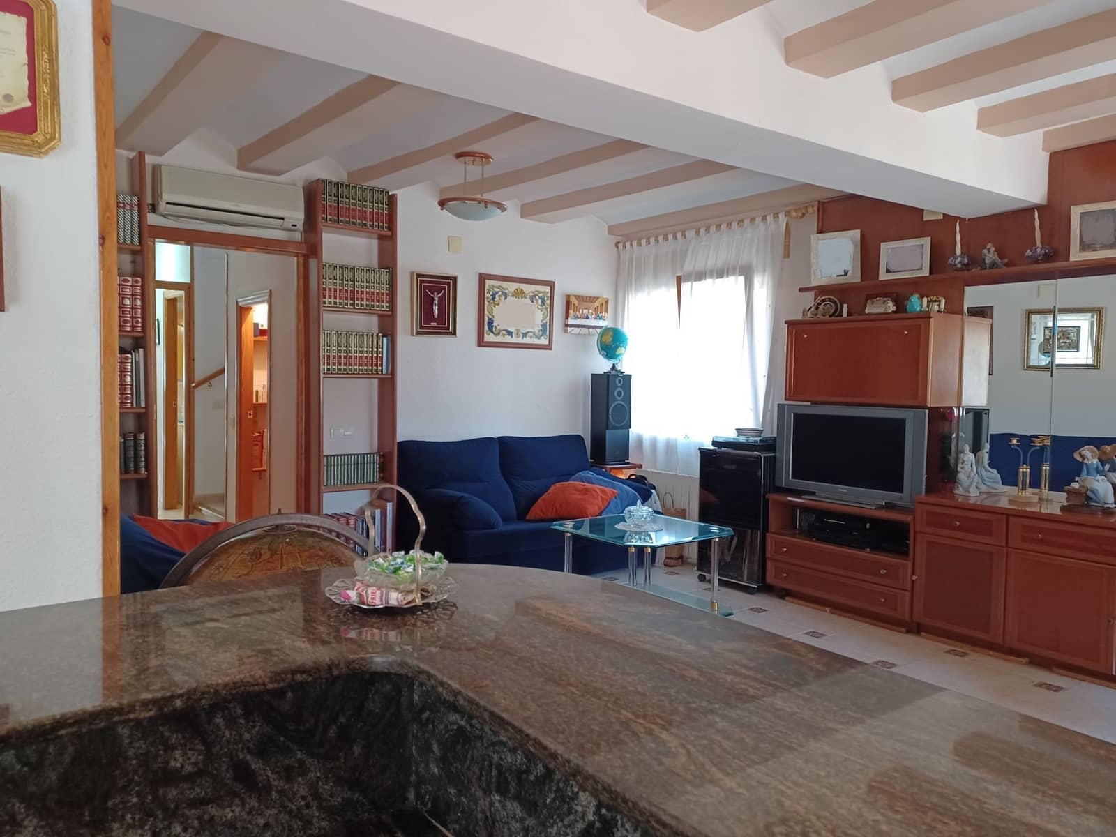 6 sypialnia Willa na sprzedaż w Ontinyent z basenem garażem - 320 000 € (Ref: 9274739)