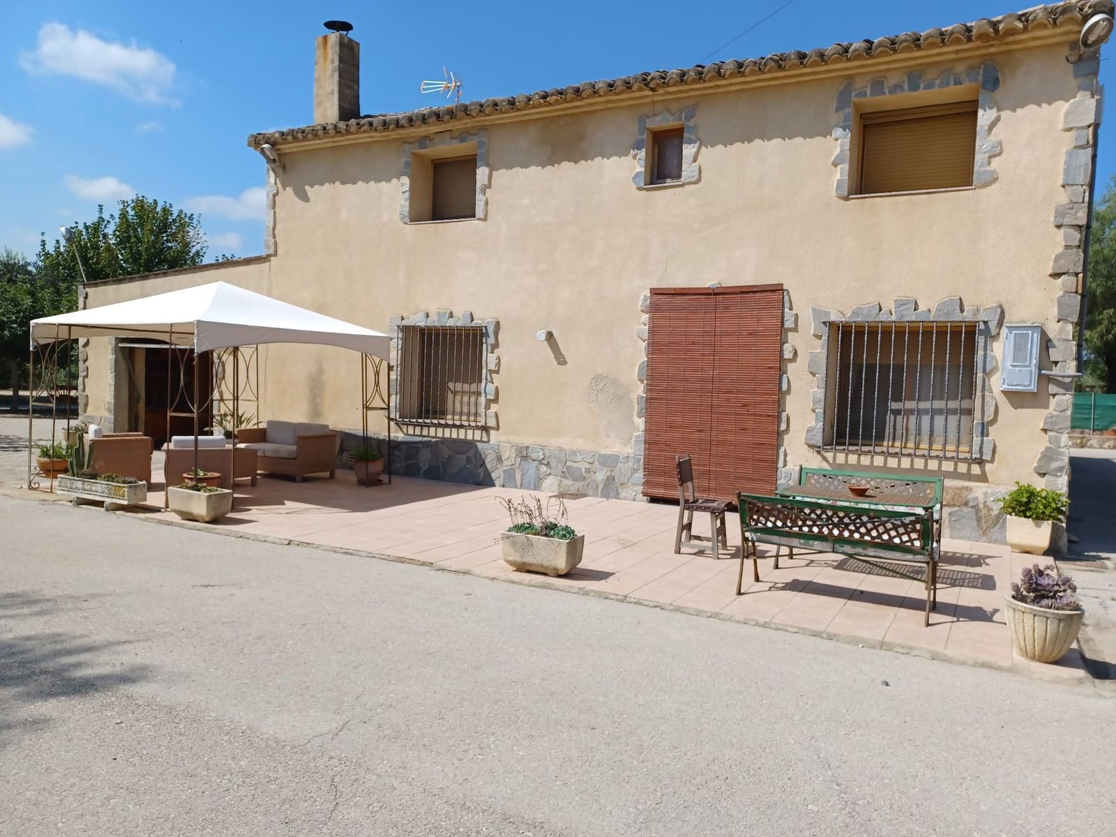 6 sovrum Villa till salu i Ontinyent med pool garage - 320 000 € (Ref: 9274739)