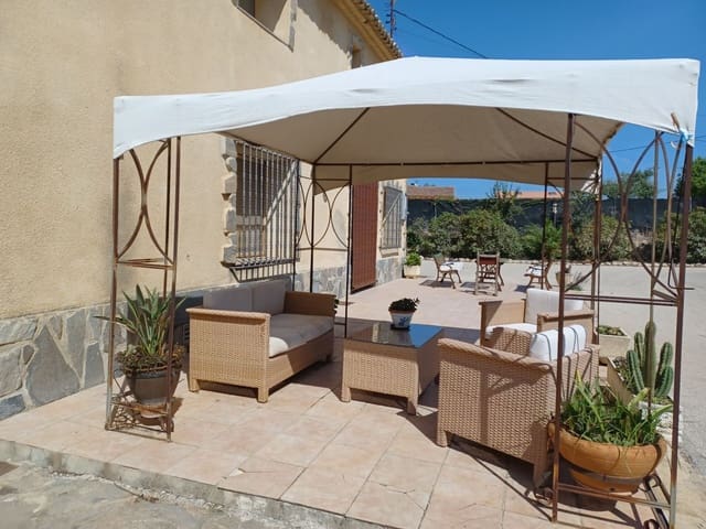 6 bedroom Villa for sale in Ontinyent with pool garage - € 320,000 (Ref: 9274739)