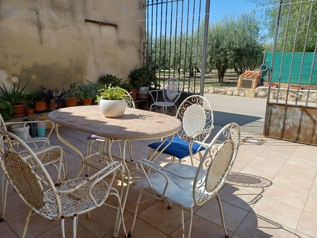 6 bedroom Villa for sale in Ontinyent with pool garage - € 320,000 (Ref: 9274739)