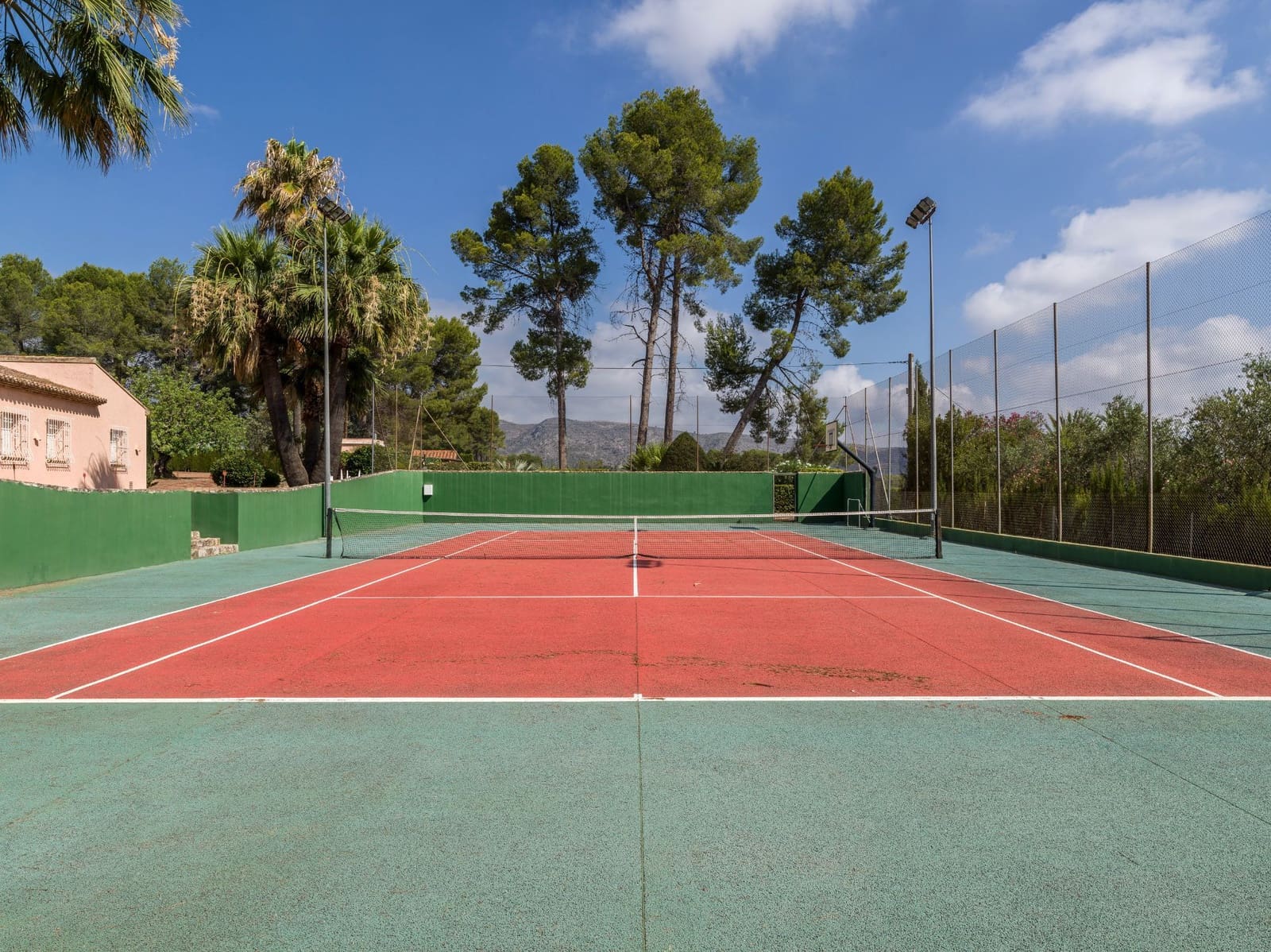 5 soveværelse Villa til salg i Ontinyent med swimmingpool garage - € 620.000 (Ref: 9275844)