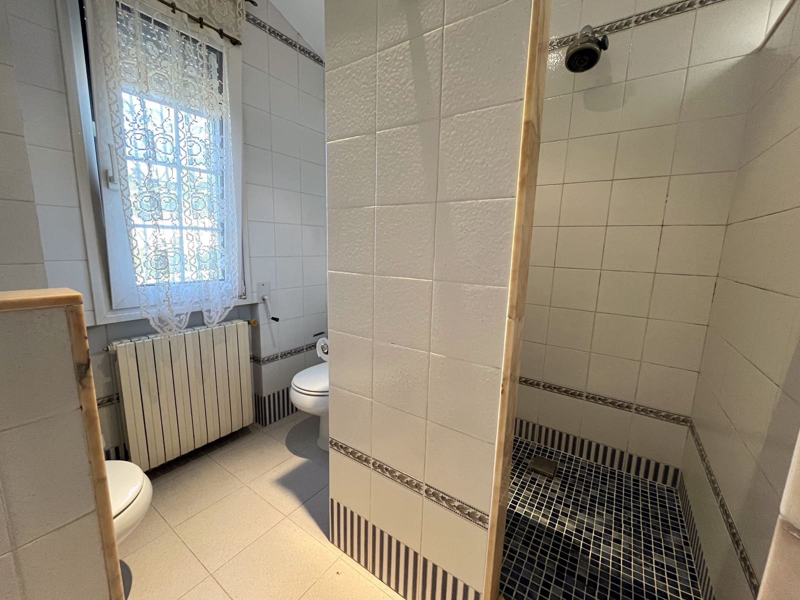 5 soveværelse Villa til salg i Ontinyent med swimmingpool garage - € 620.000 (Ref: 9275844)