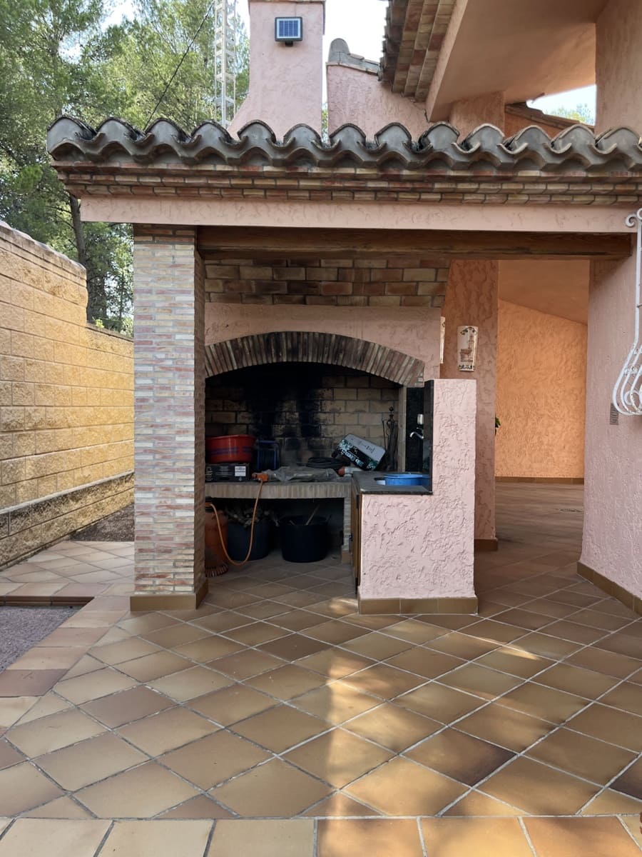 5 soveværelse Villa til salg i Ontinyent med swimmingpool garage - € 620.000 (Ref: 9275844)